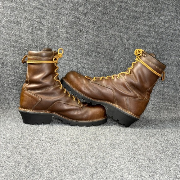 Danner 8\